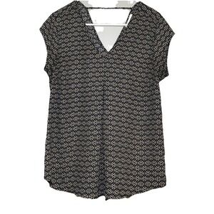 DR2 by Daniel Rainn Medium M Navy Blue Geometric Floral V-Neck Cap Sleeve Blouse